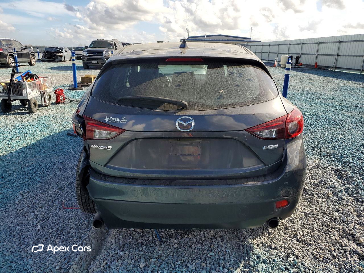 Mazda 3 2015
