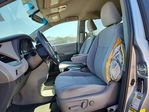 Toyota Sienna 2015