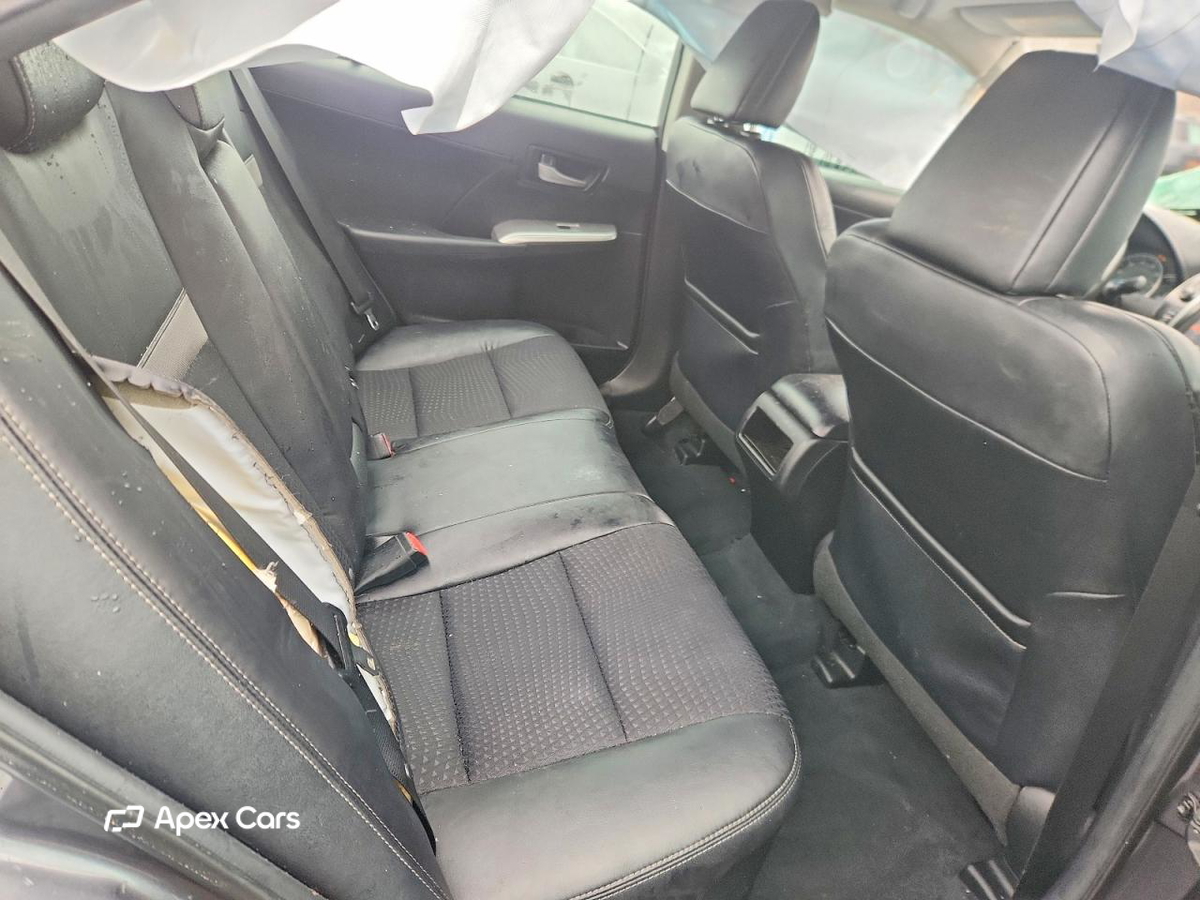 Toyota Camry 2012