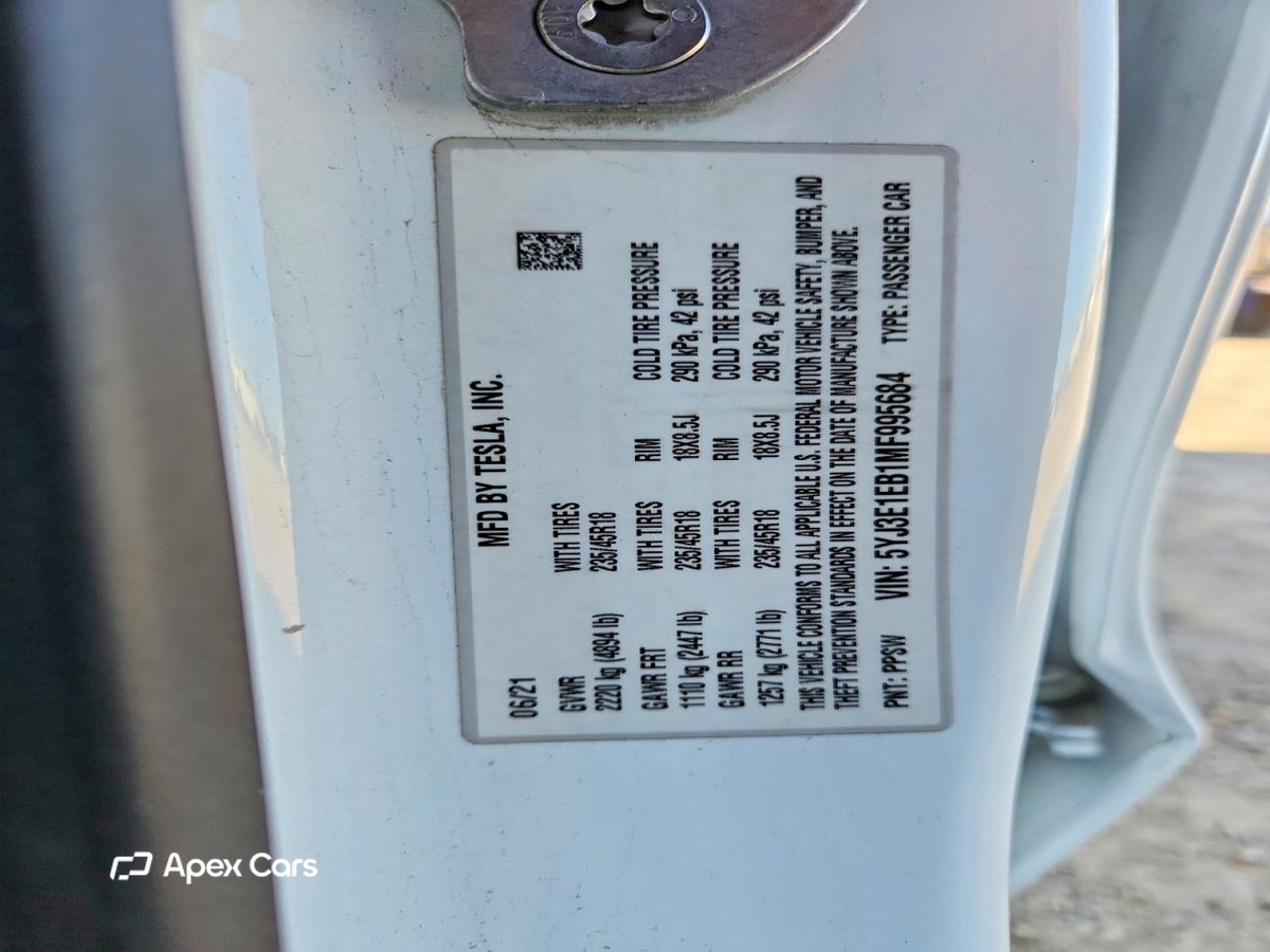 Tesla Model 3 2021