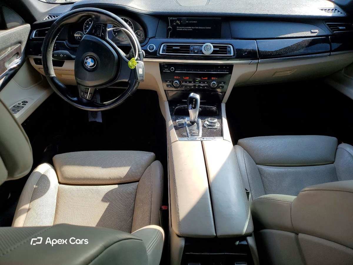 BMW Series 7 2011