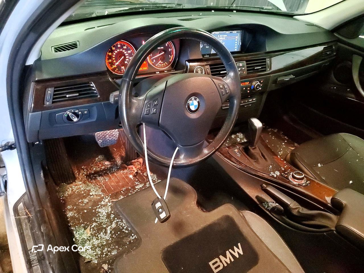 BMW Series 3 2011