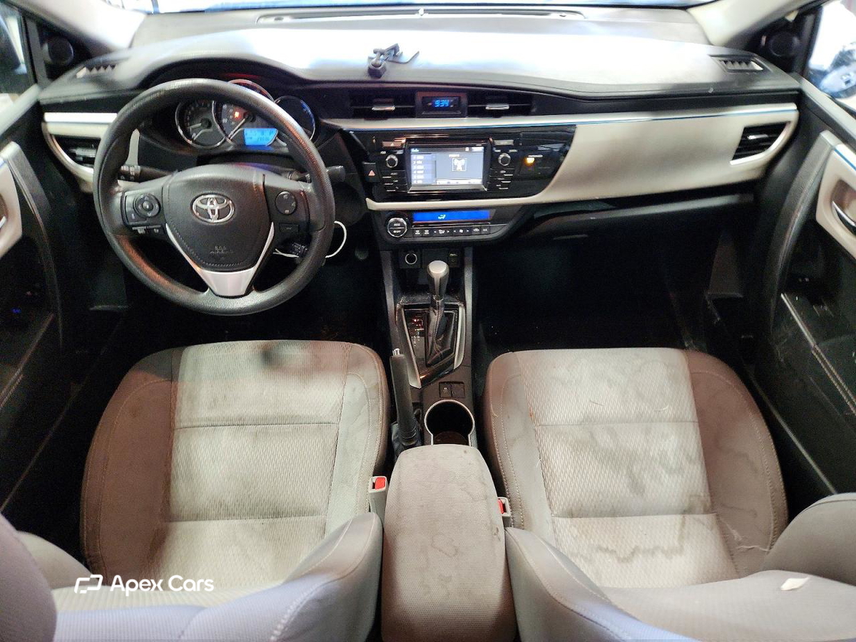 Toyota Corolla 2015