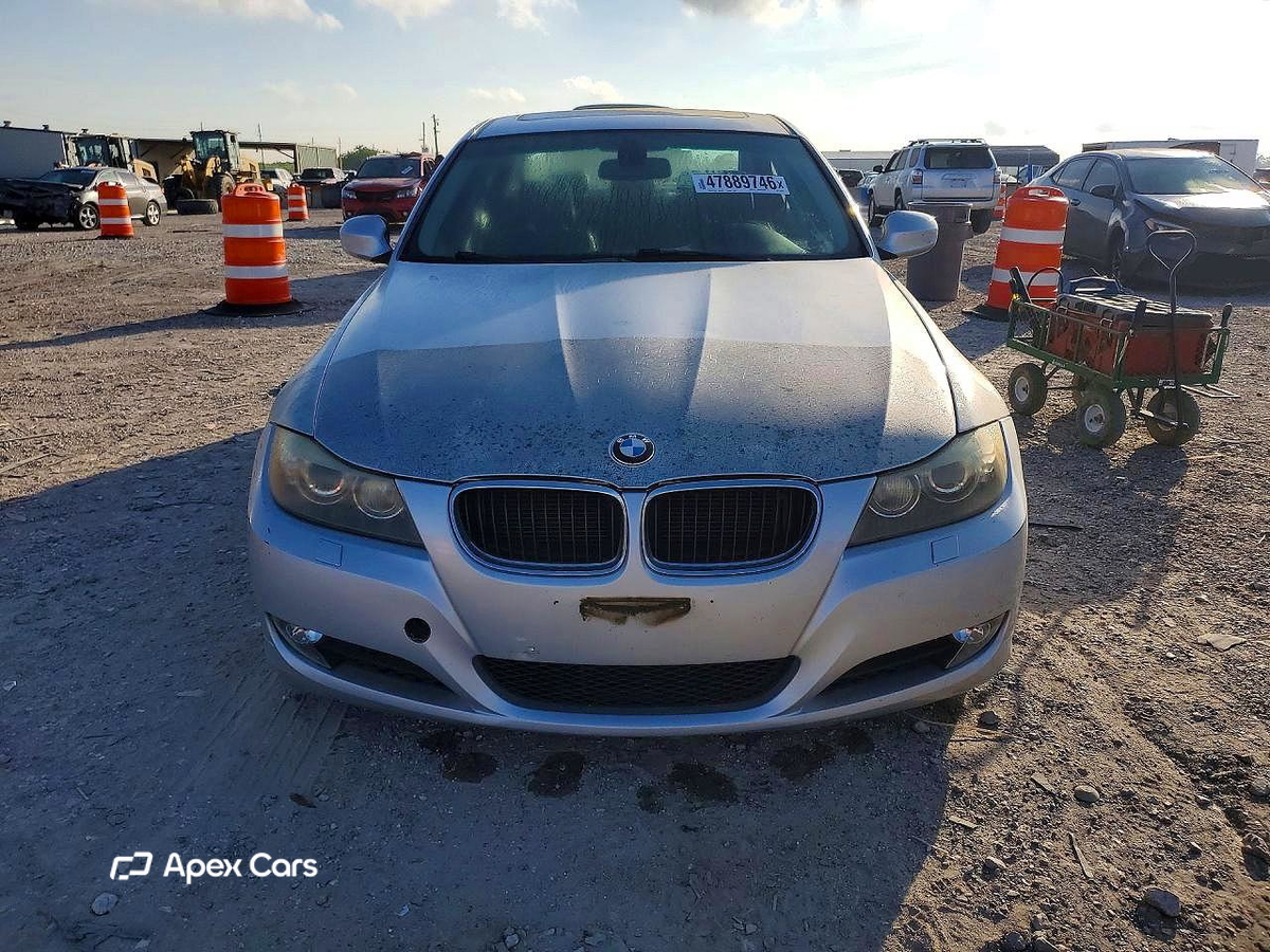 BMW Series 3 2011
