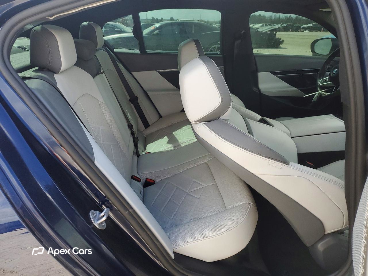 BMW i5 2026
