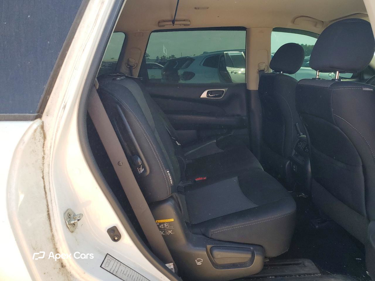 Nissan Pathfinder 2018
