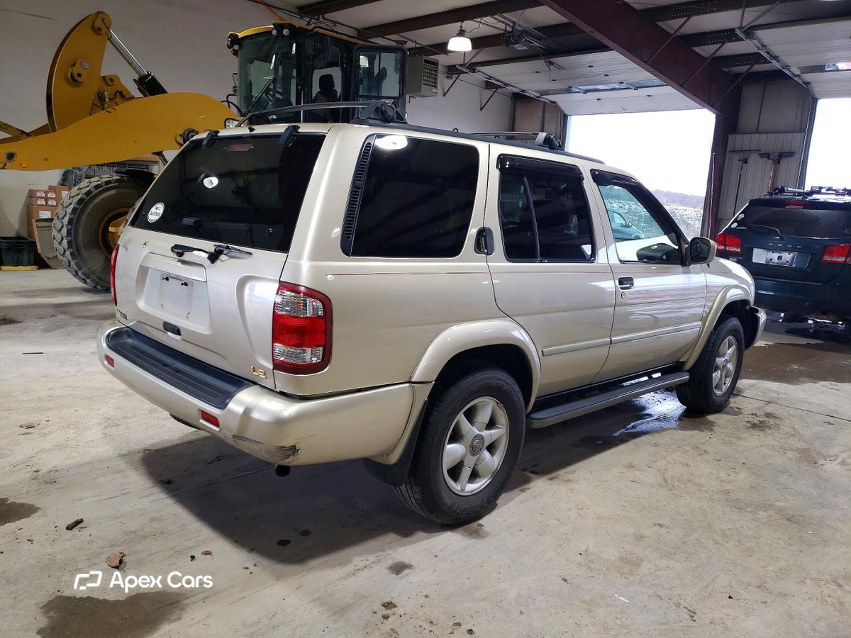 Nissan Pathfinder 2000