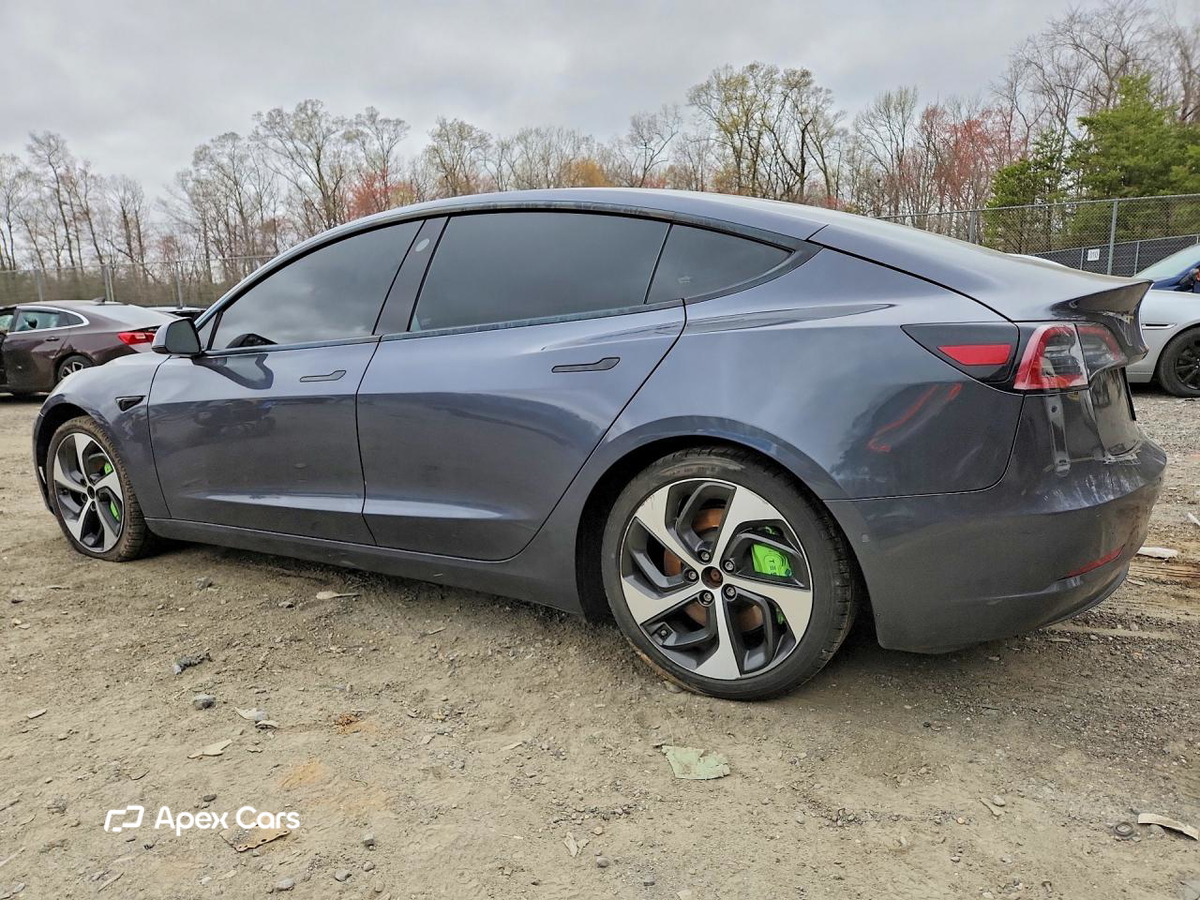 Tesla Model 3 2022