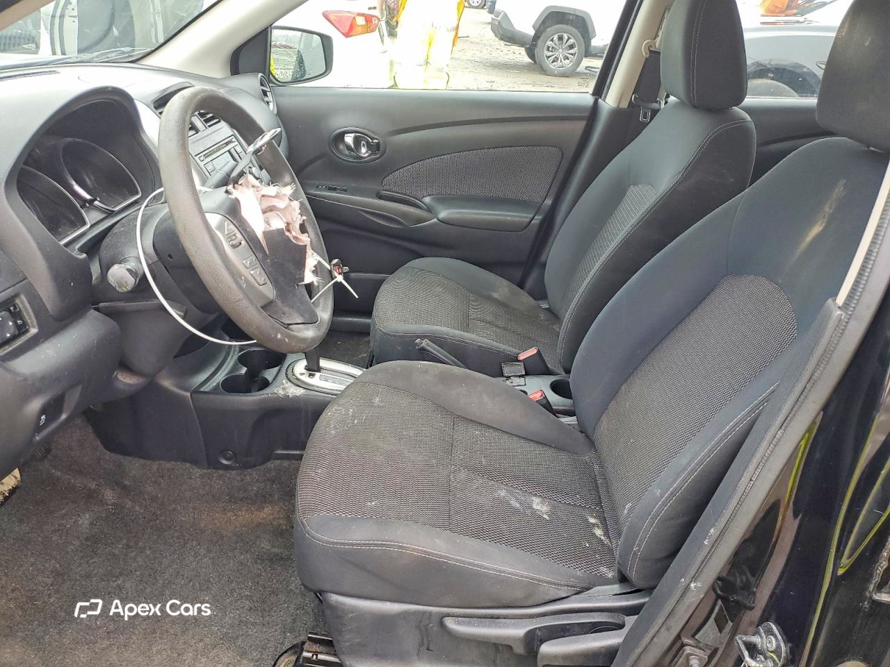 Nissan Versa 2016