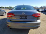 Volkswagen Jetta 2015