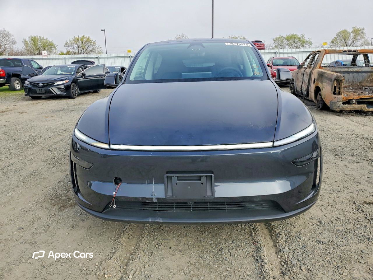 Tesla Model Y 2026