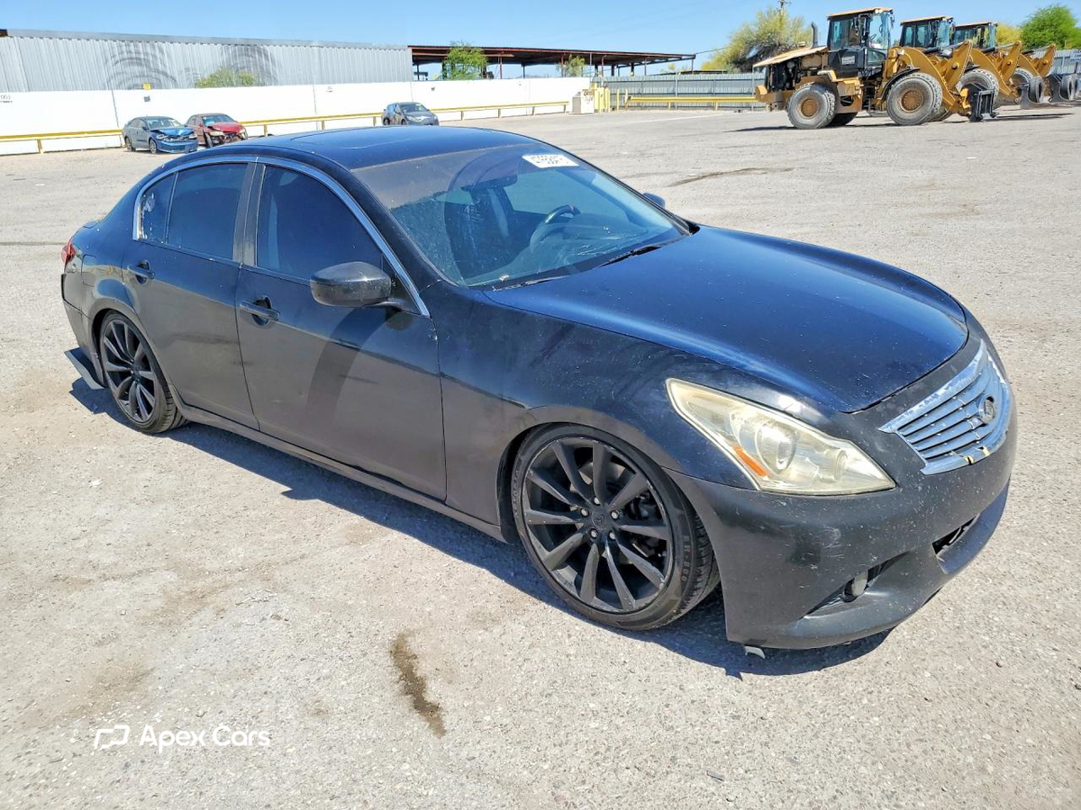 Infiniti G 2013