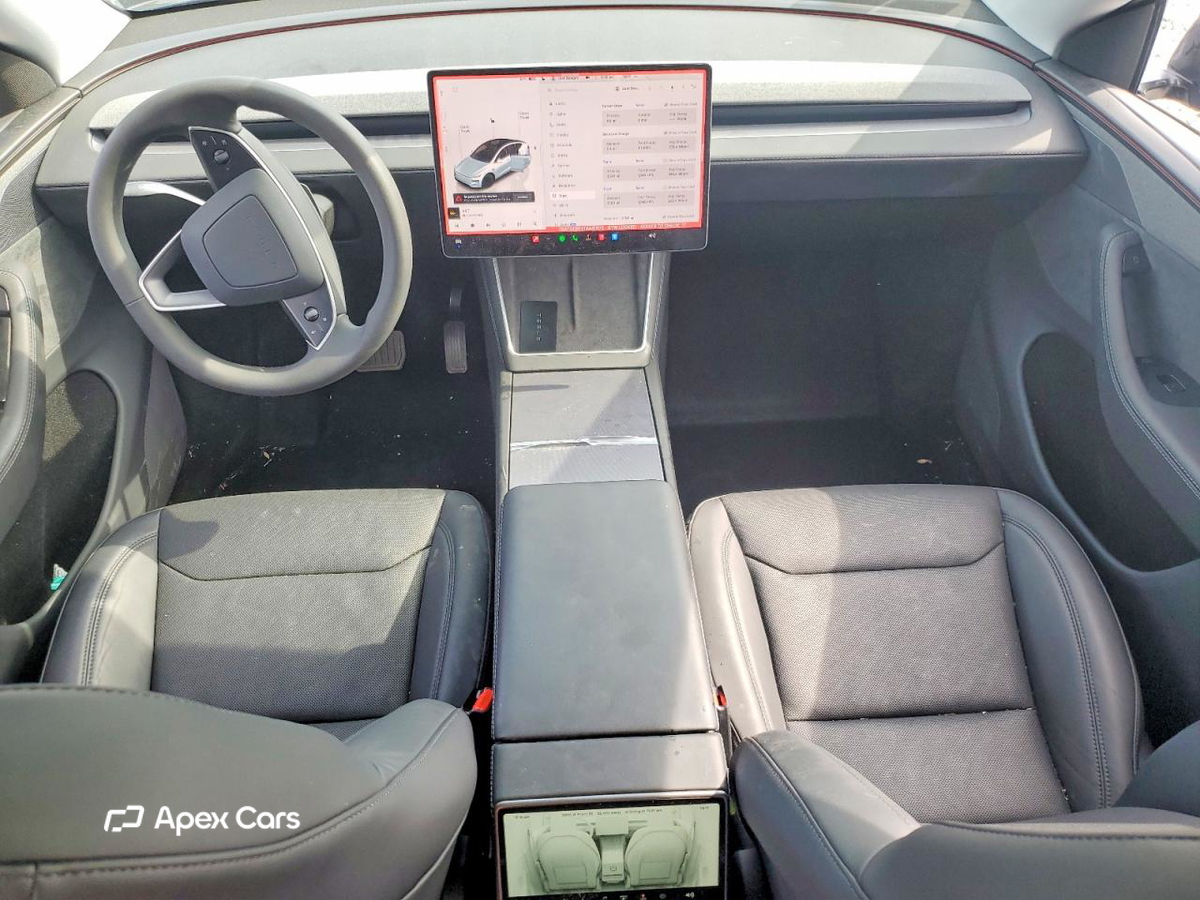 Tesla Model Y 2026