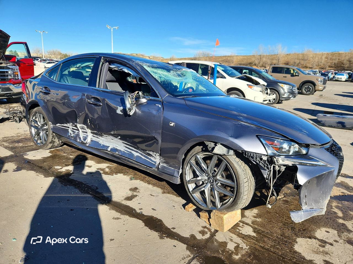 Lexus IS 2017