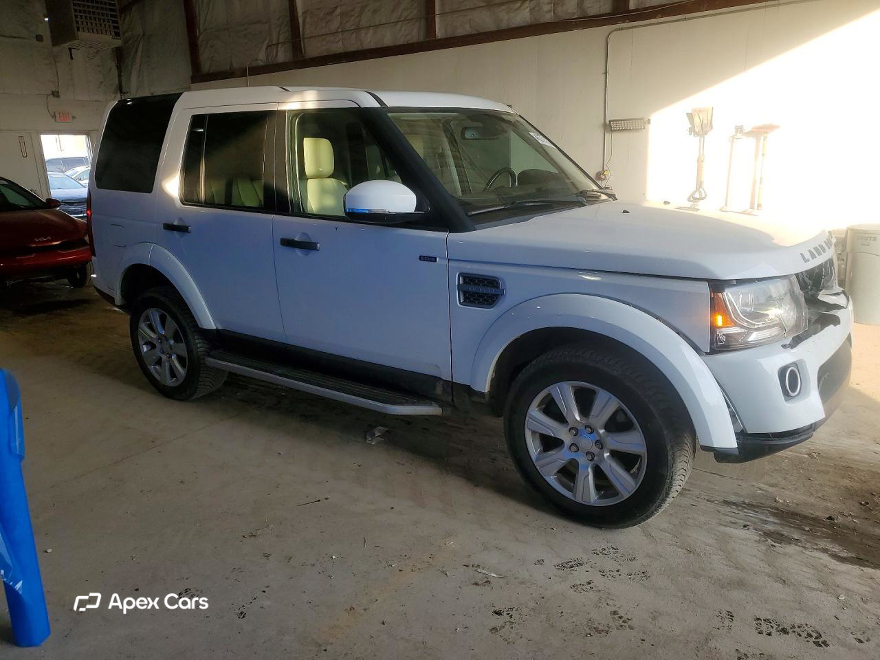 Land Rover LR4 2016