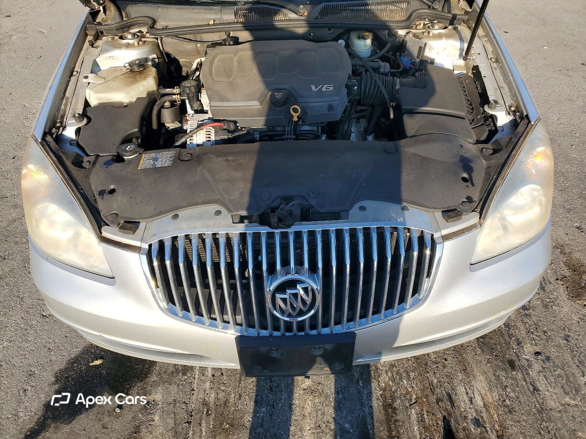 Buick Lucerne 2010