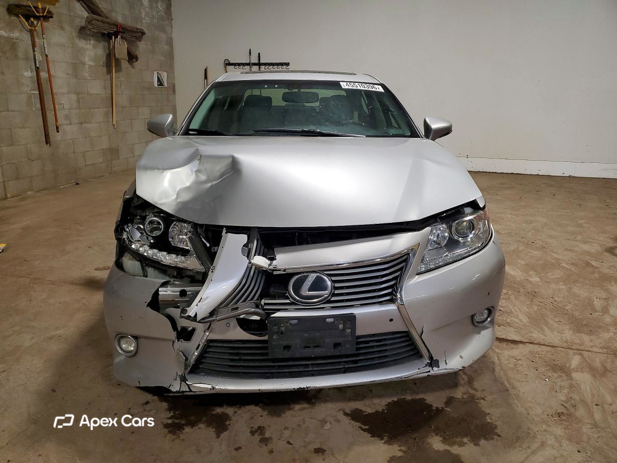 Lexus ES 2015