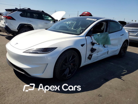 Tesla Model 3 2024 - Image 1 of 5