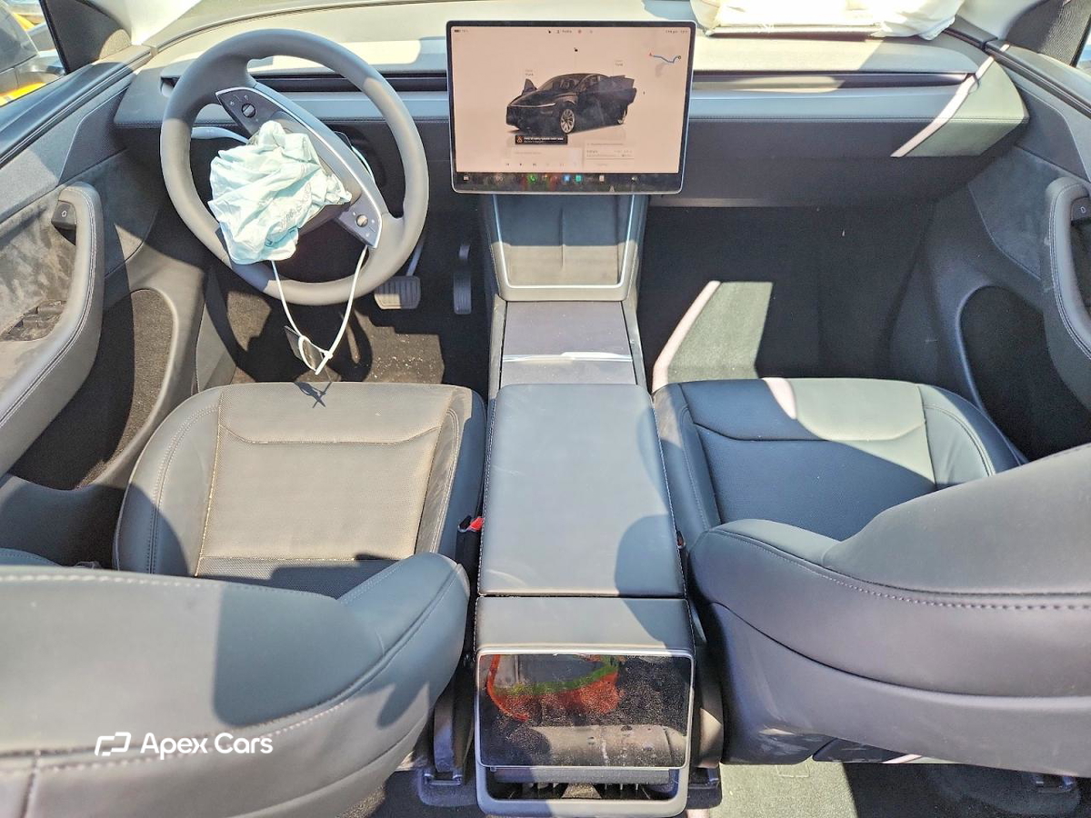 Tesla Model Y 2026