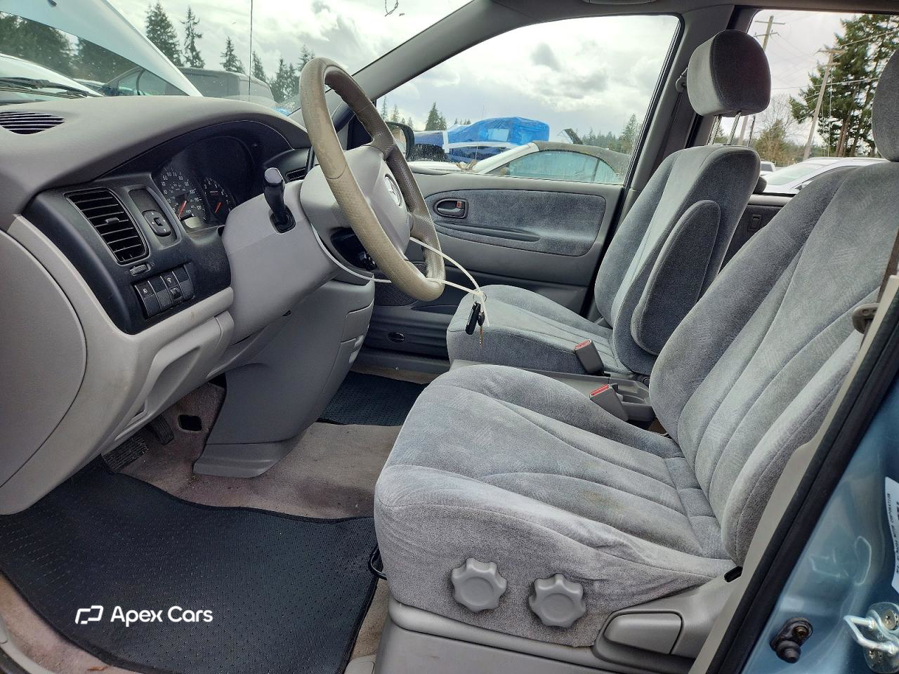 Mazda MPV 2003