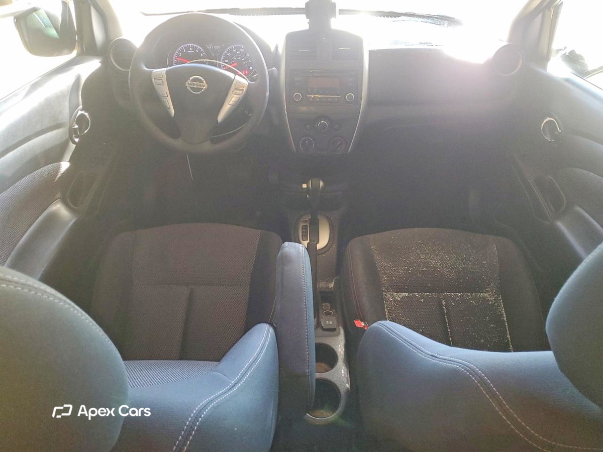 Nissan Versa 2016