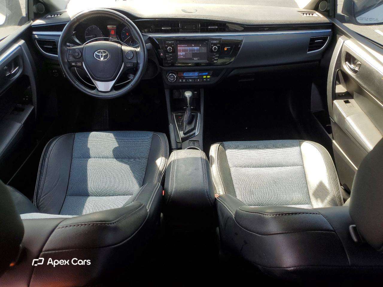 Toyota Corolla 2015
