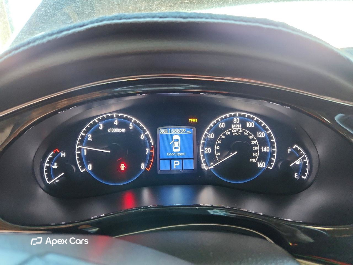 Hyundai Genesis 2010