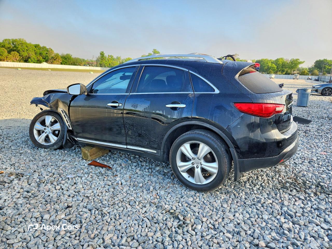 Infiniti FX 2011