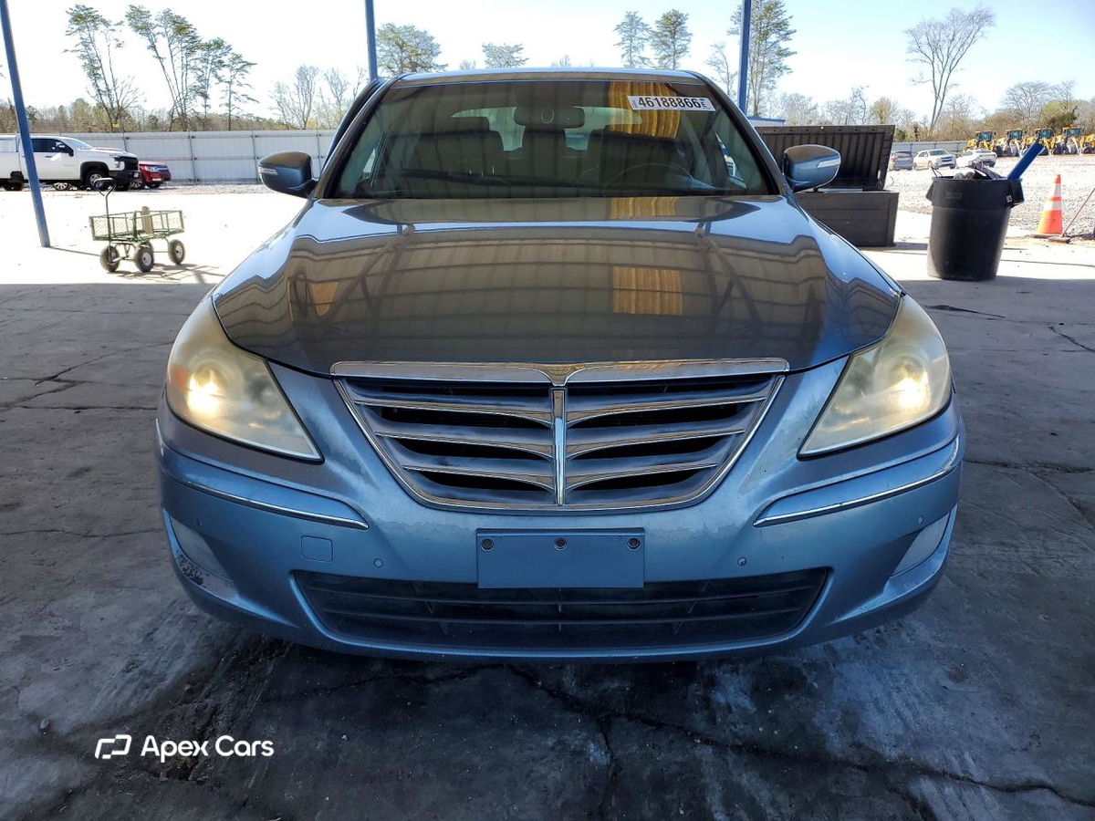 Hyundai Genesis 2009