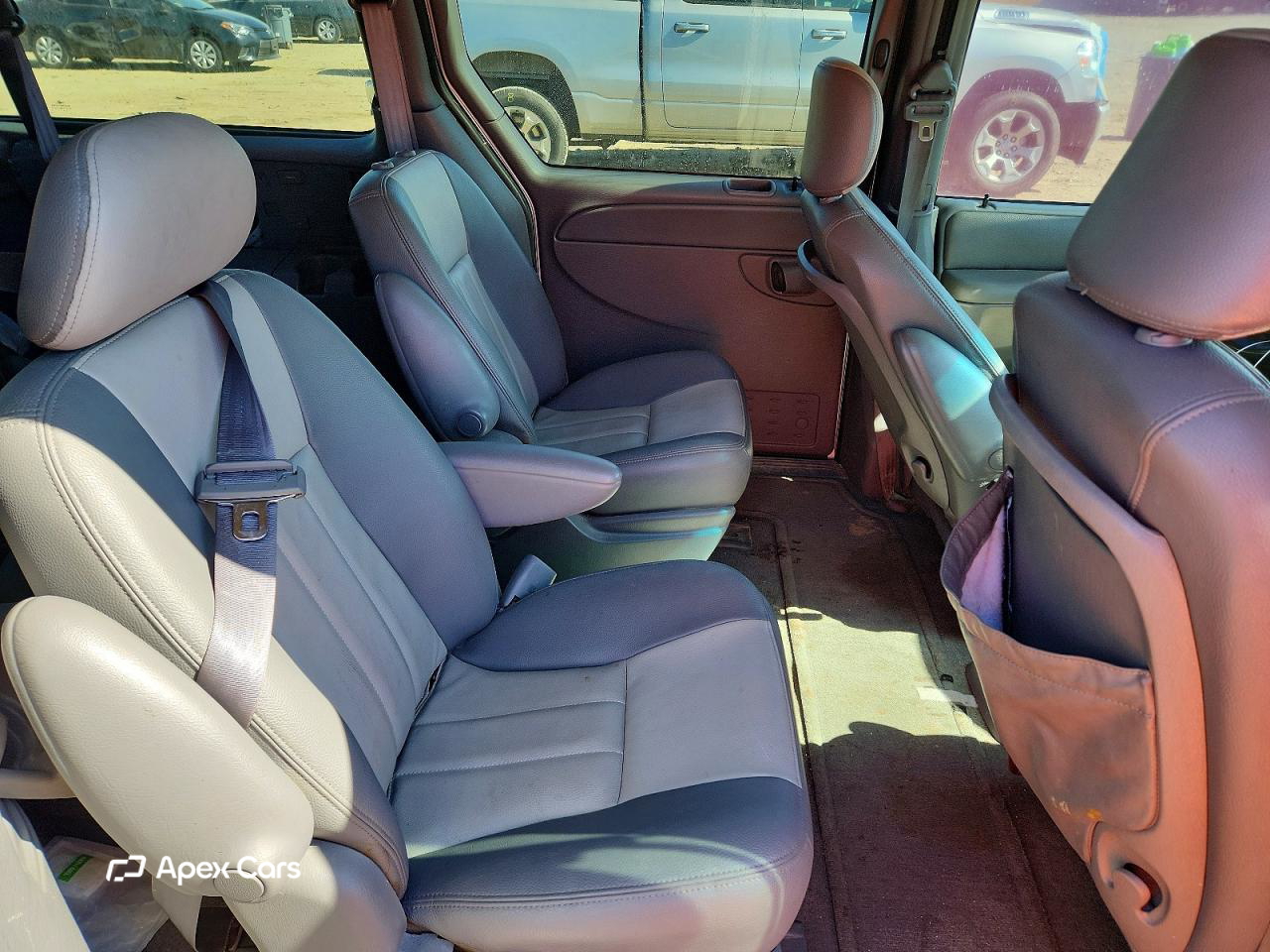 Dodge Caravan 2004