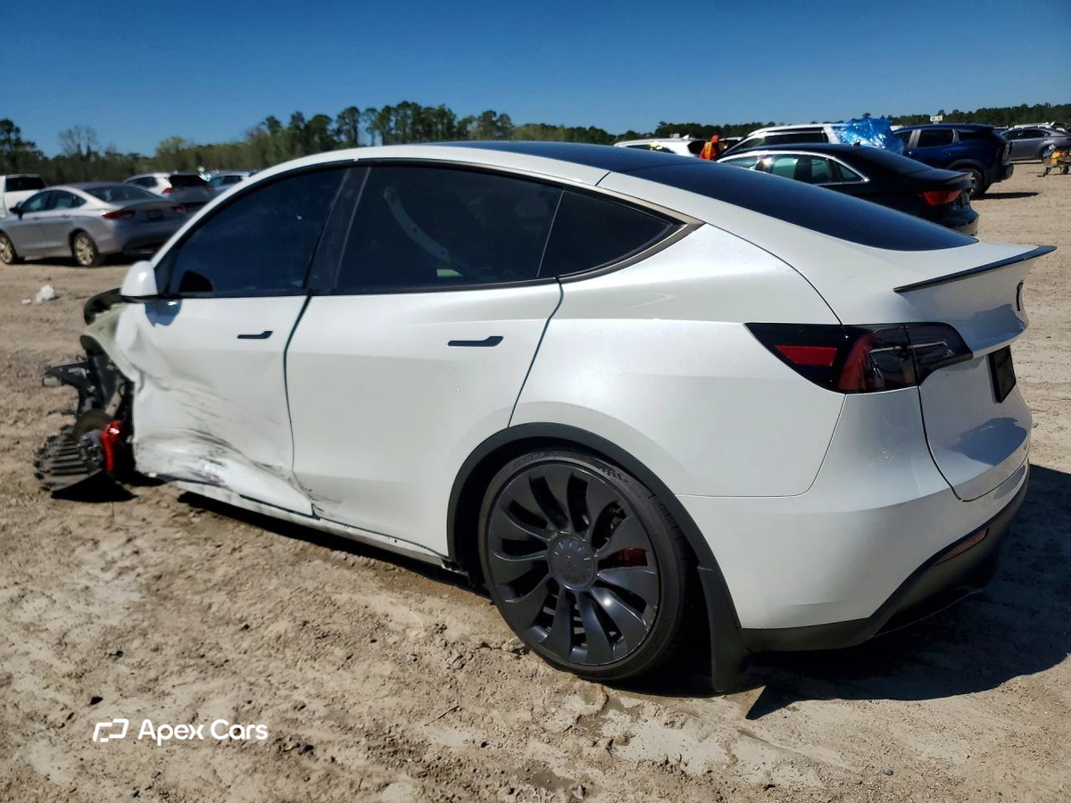 Tesla Model Y 2023