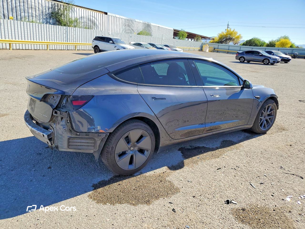 Tesla Model 3 2022