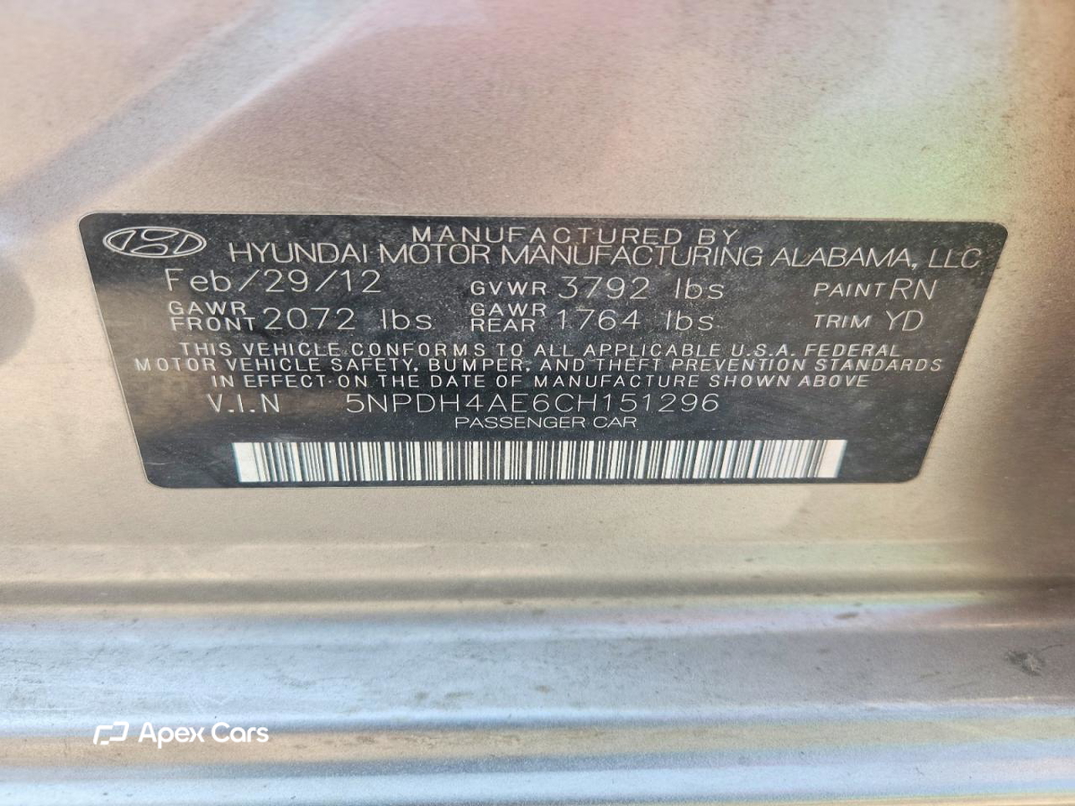 Hyundai Elantra 2012