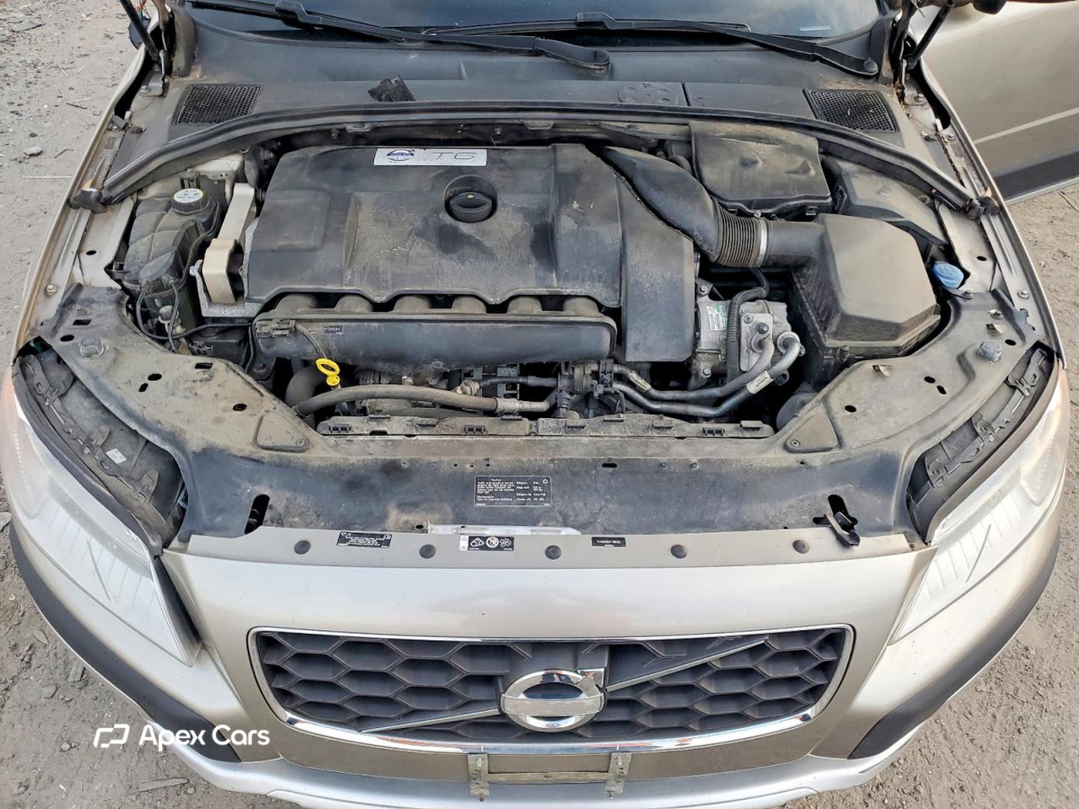 Volvo XC70 2015