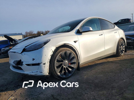 Tesla Model Y 2022 - Image 1 of 11