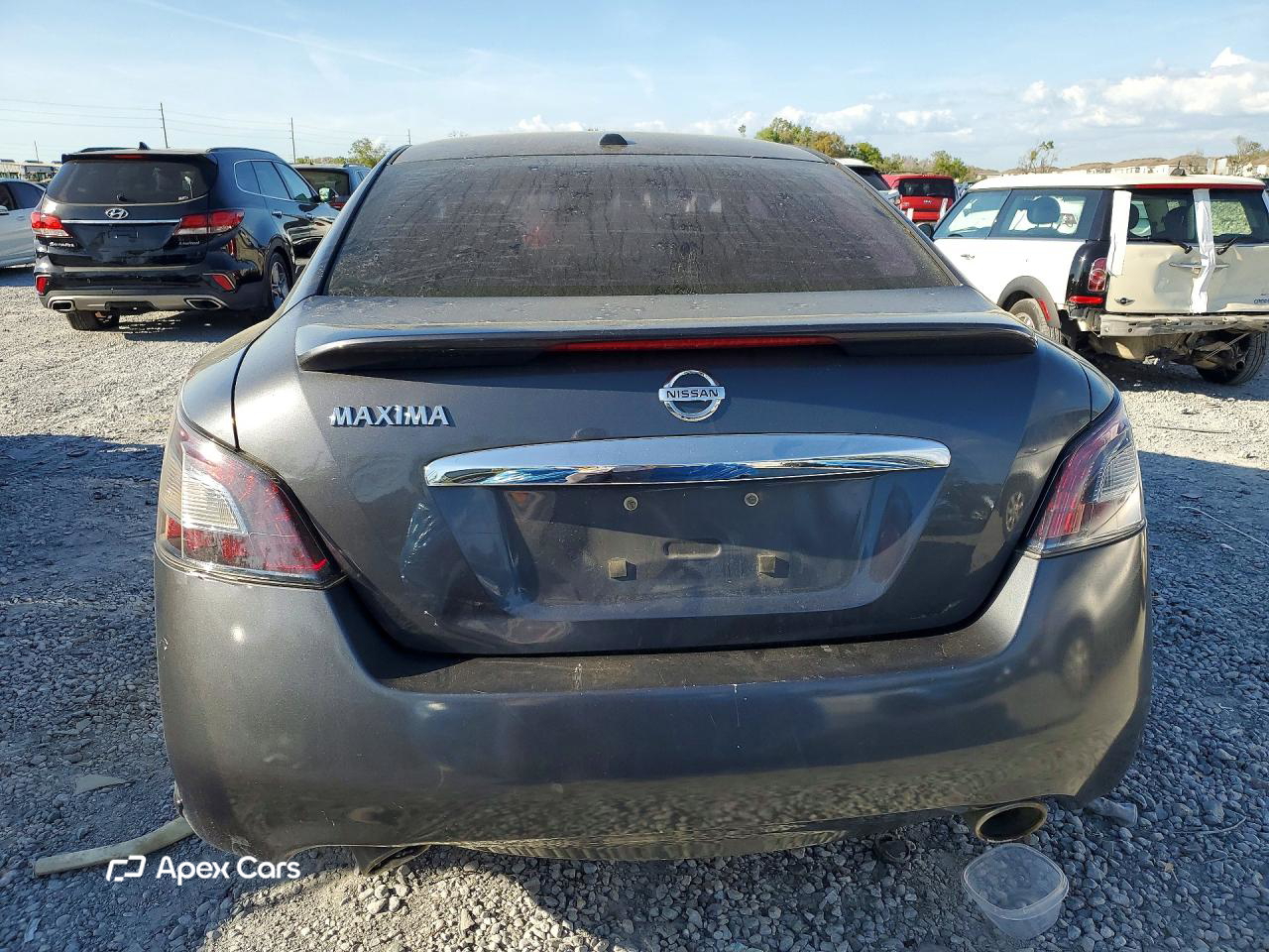 Nissan  2012