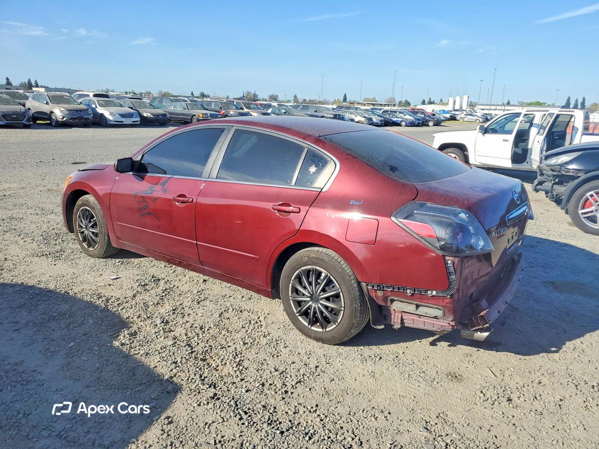 Nissan Altima 2011