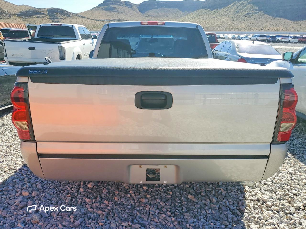 Chevrolet Silverado 2004