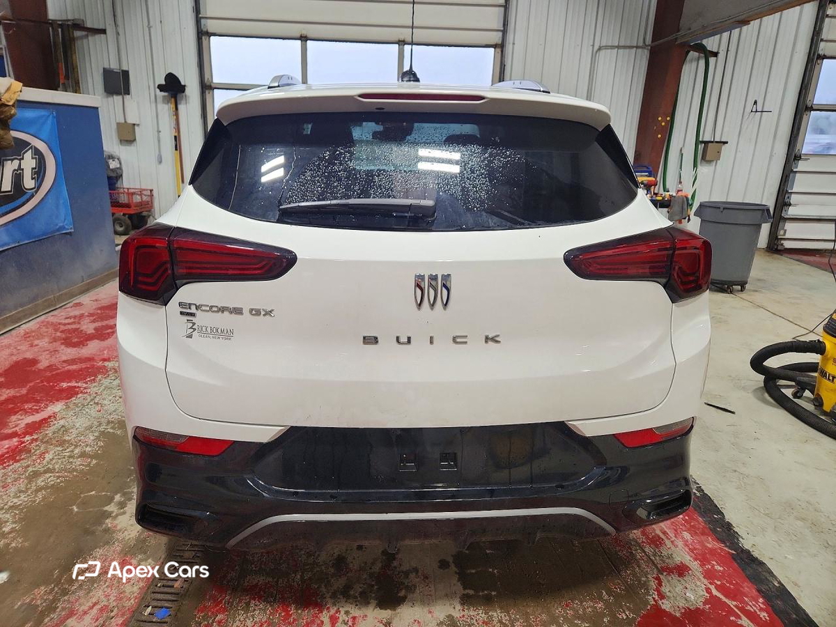 Buick Encore 2025
