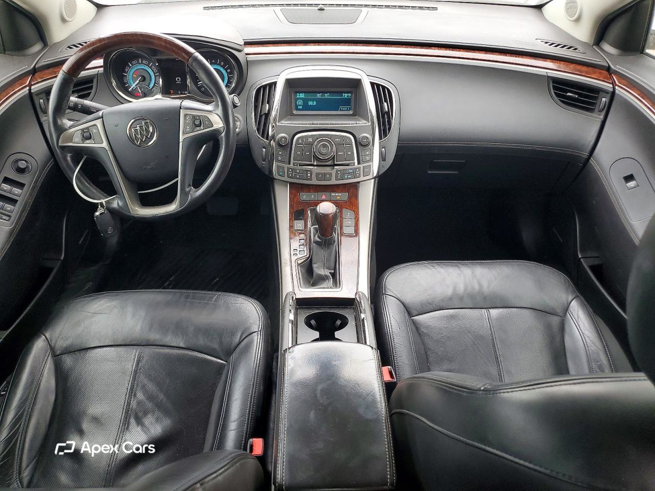 Buick LaCrosse 2011