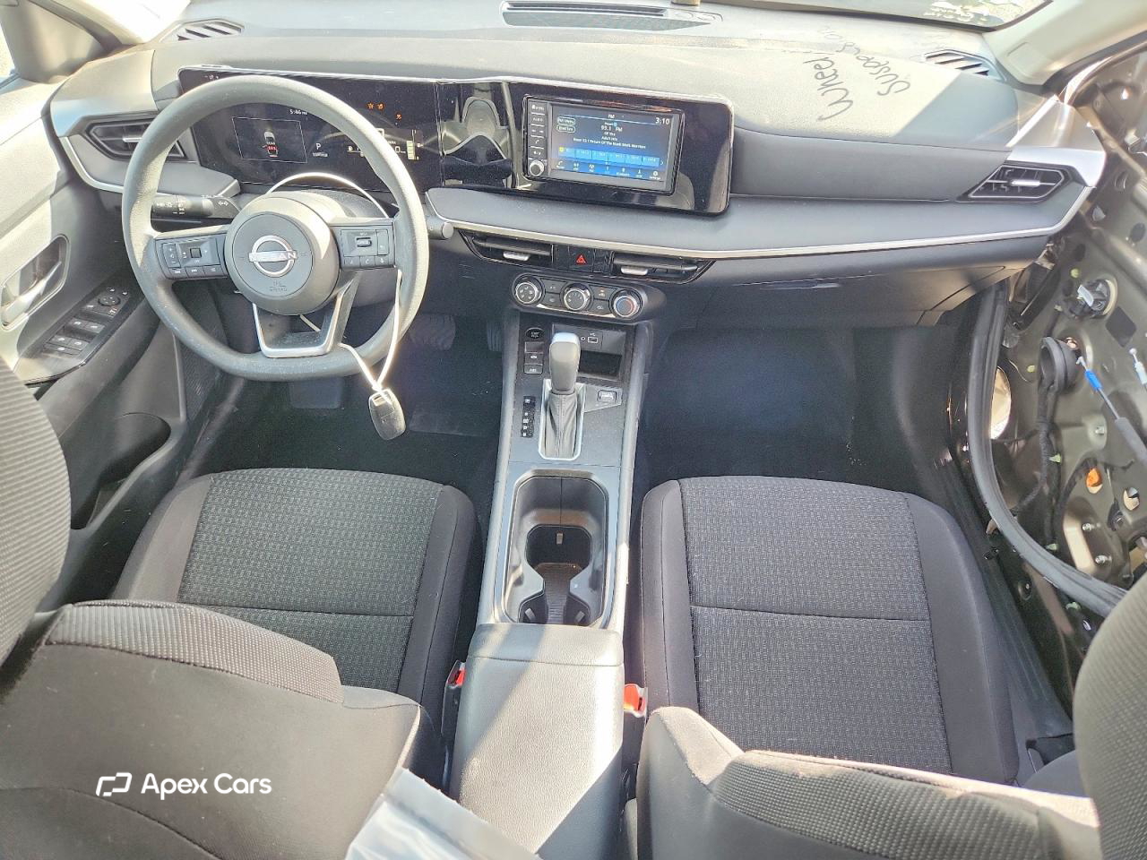 Nissan Kicks 2025