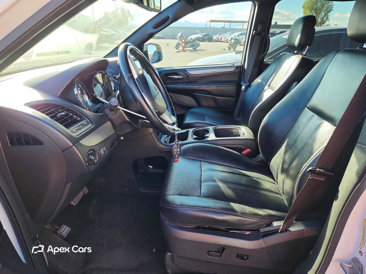 Dodge Caravan 2019