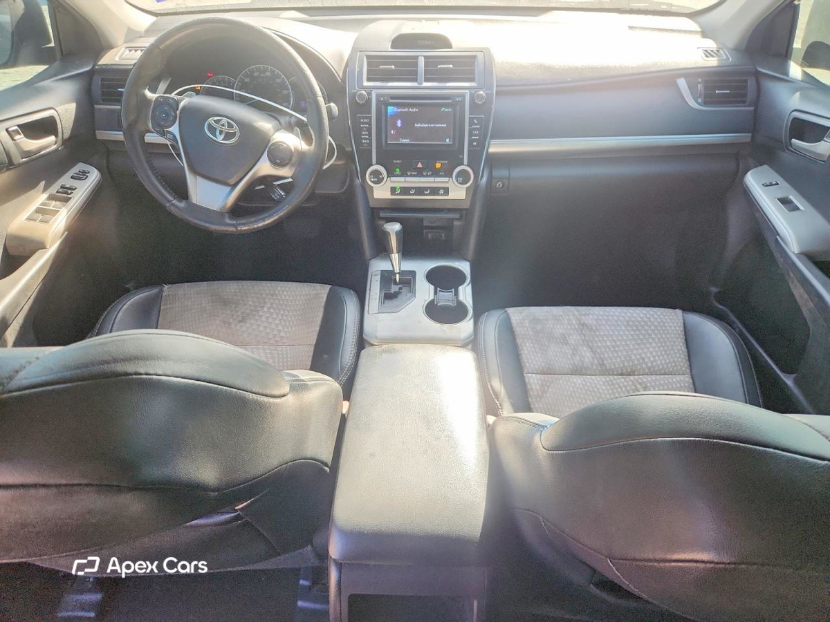 Toyota Camry 2012