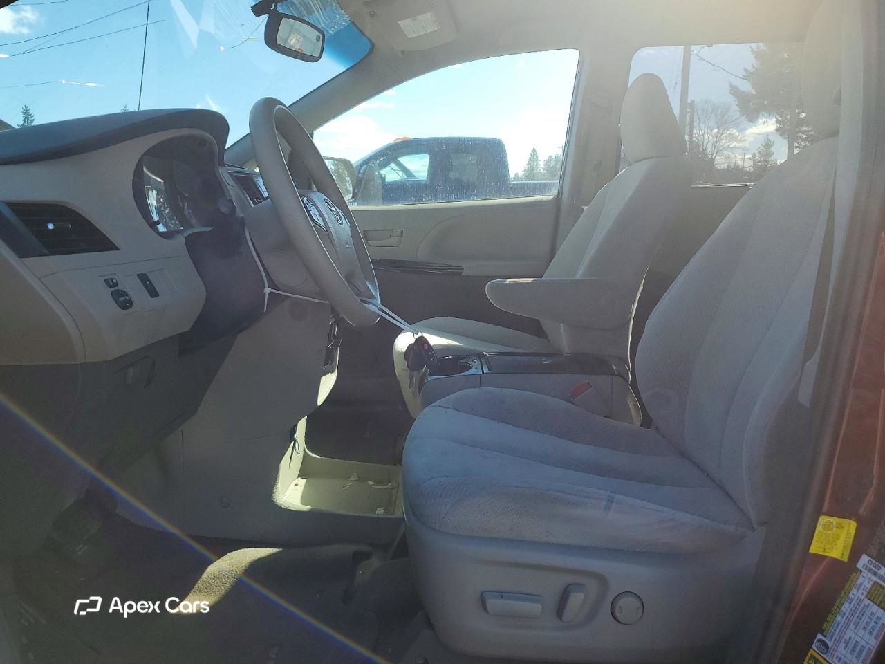 Toyota Sienna 2012