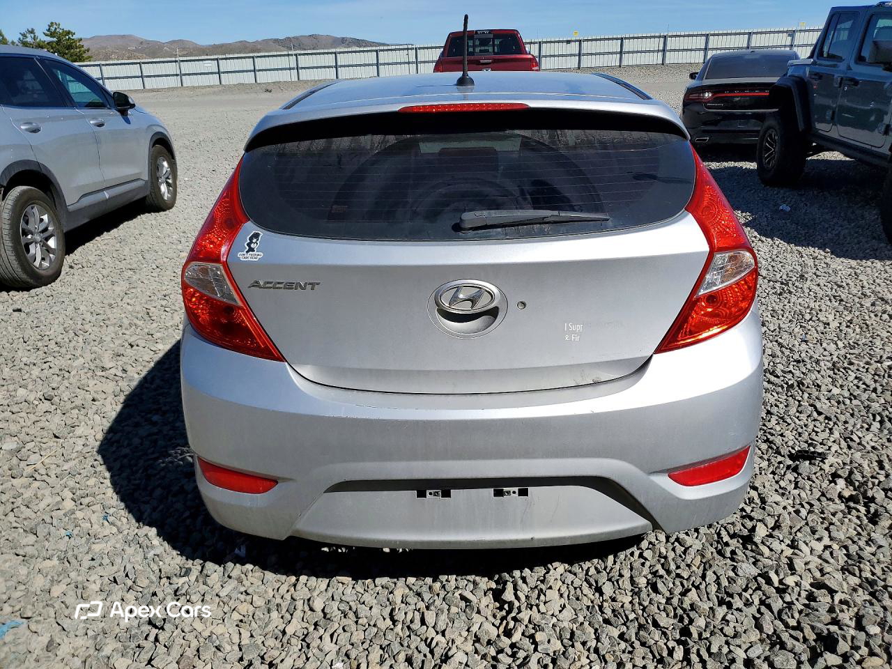 Hyundai Accent 2012