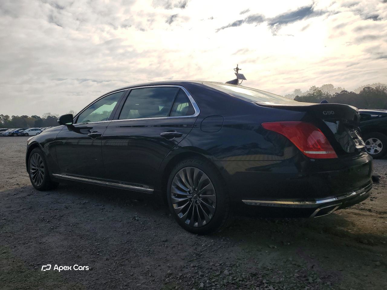 Genesis G90 2017