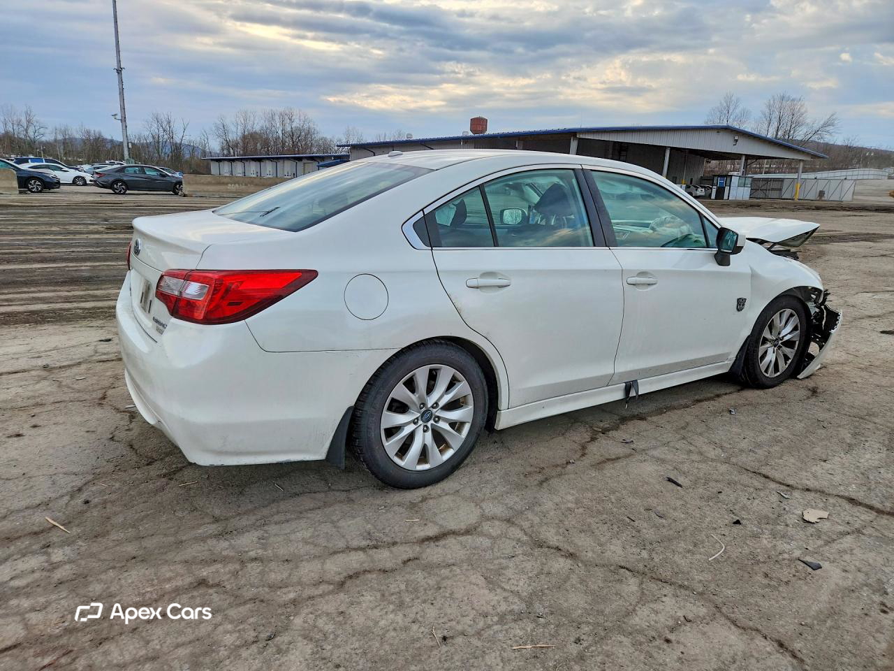 Subaru Legacy 2015