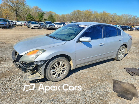 Nissan Altima 2012 - Image 1 of 13