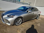 Lexus IS 2018