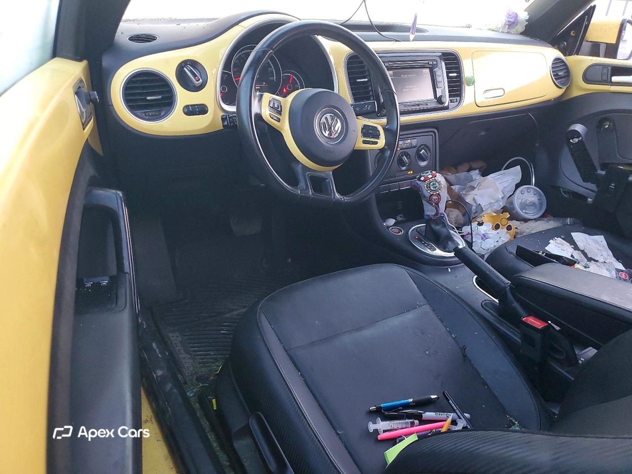 Volkswagen Beetle 2015